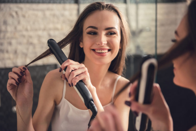 Glätteisen, Haartrockner & Co.: Wie gut sind Good Hair Day Produkte?